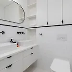 Exclusive Porta Mare Marina - Swimming Pool & Sauna By Renters Prestige Apartament