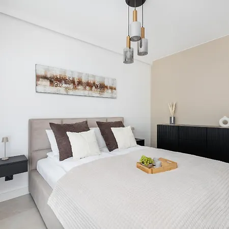 Exclusive Porta Mare Marina - Swimming Pool & Sauna By Renters Prestige Apartment *